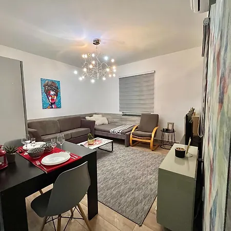 Apartament Nilton Apartmans *
