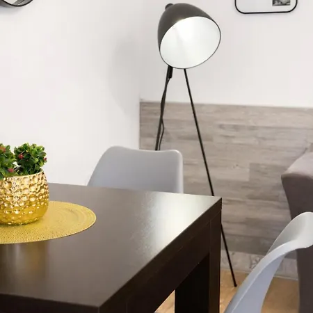 דירה Nilton Apartmans